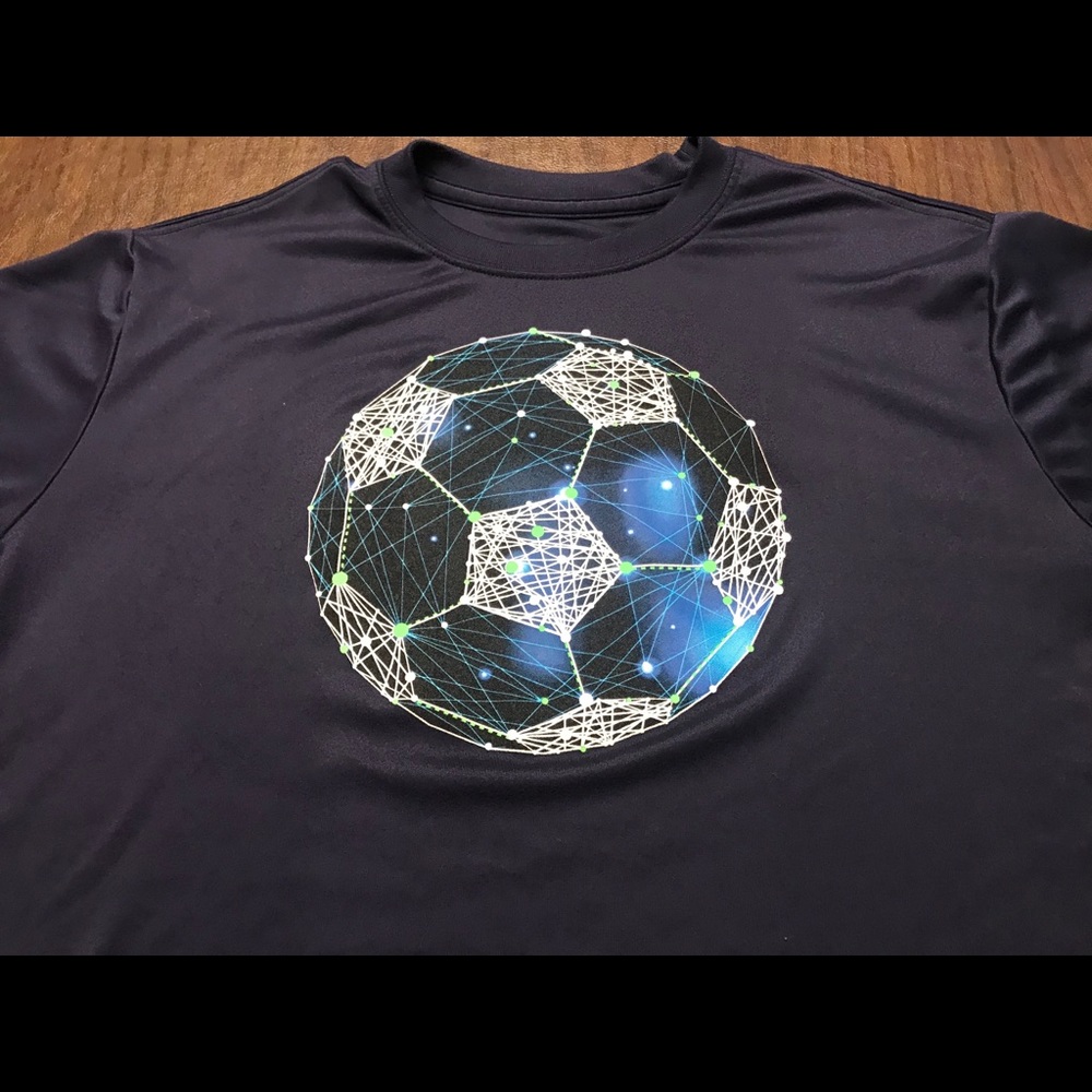 Umbro soccer t-shirt youth Large EUC athletic